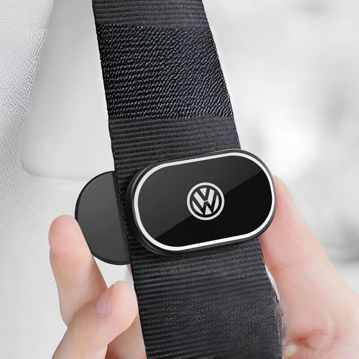 Car Seat Belt Magnetic Suction Fixing Clip - Home Essentials Store Retail